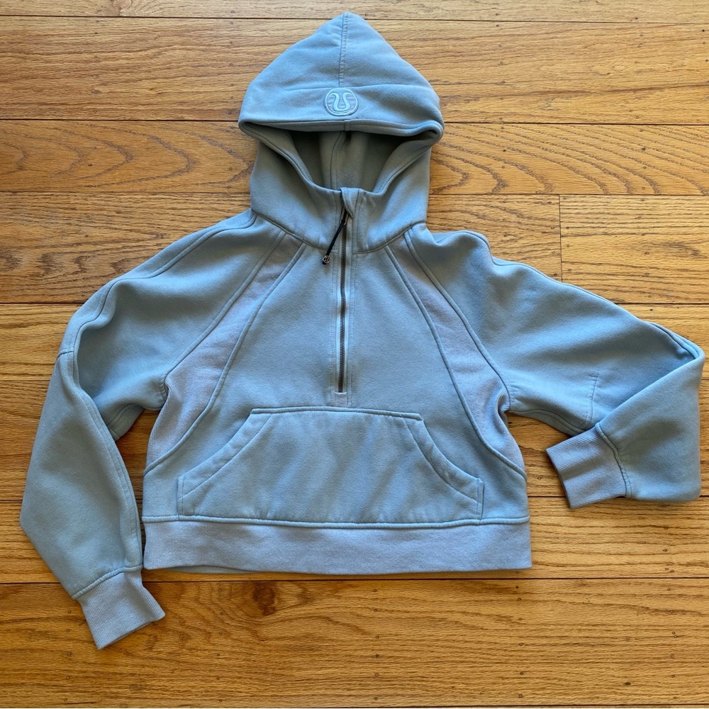 Lululemon half Zip up Crop Hoodie Womens XS/Small Light Blue